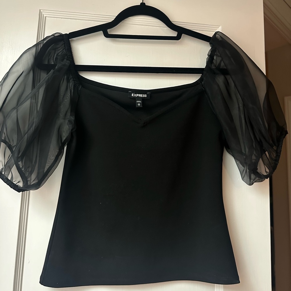 Classic puff sleeve dress top